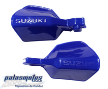 Cargar imagen en el visor de la galería, CORTAVIENTOS ALTO RELIEVE UNIVERSAL SUZUKI (RO, AZU, BL, NE)