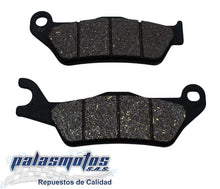 Cargar imagen en el visor de la galería, JUEGO PASTILLAS FRENO PLM DEL GS150R
