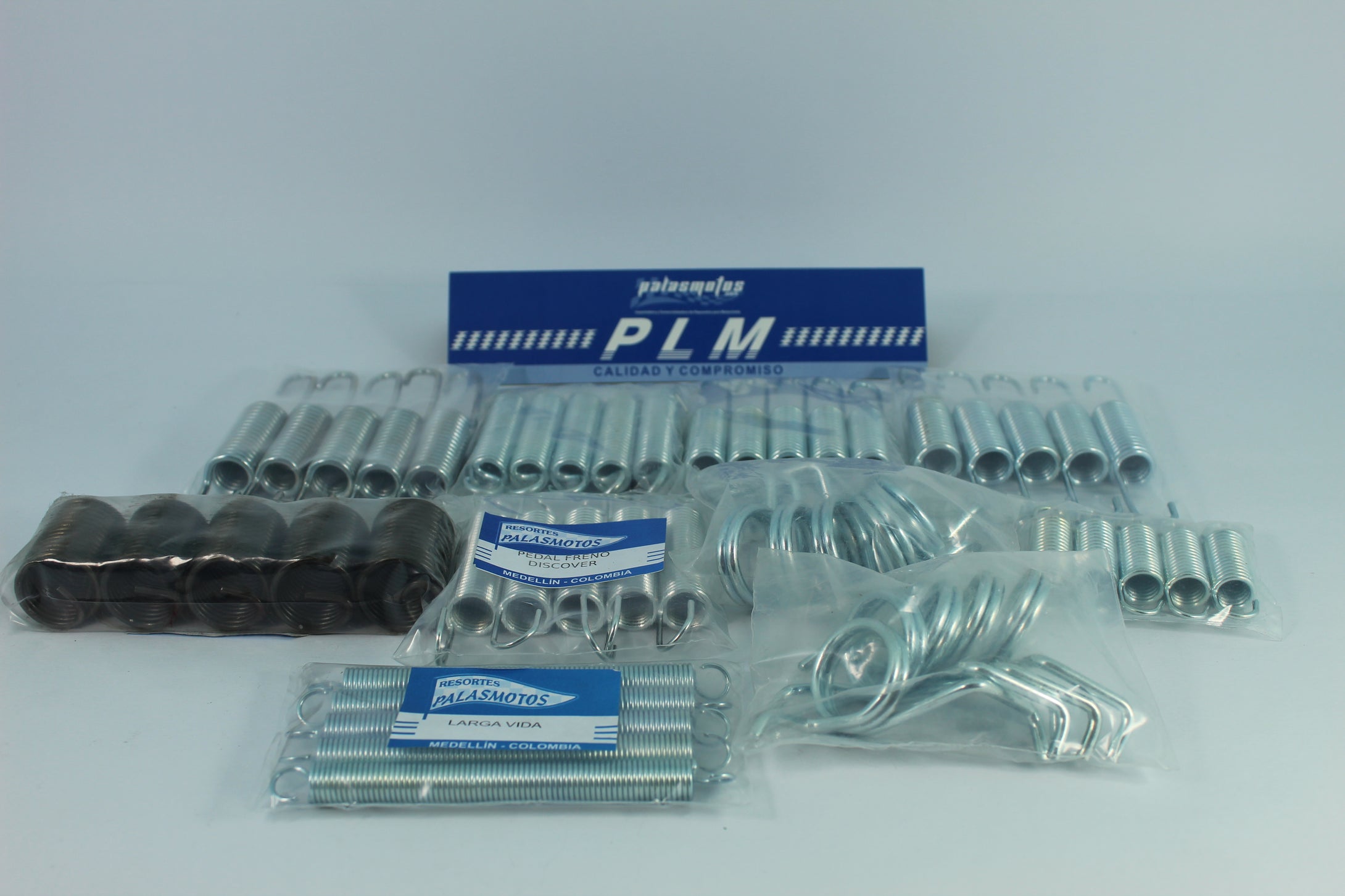 RESORTE PEDAL FRENO AKT125TT - PALASMOTOS S.A.S