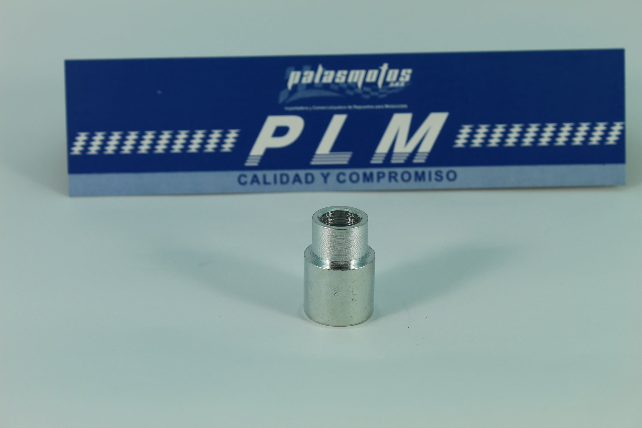 BUJE PORTA SPROKET AX-100/GN 125 - PALASMOTOS S.A.S