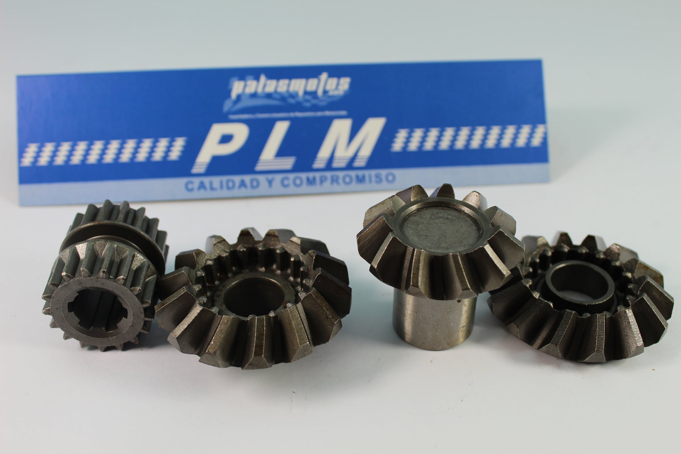 KIT PIÑON CAJA REVERSA 13T(1), 16T(2), 17T(1) - PALASMOTOS S.A.S